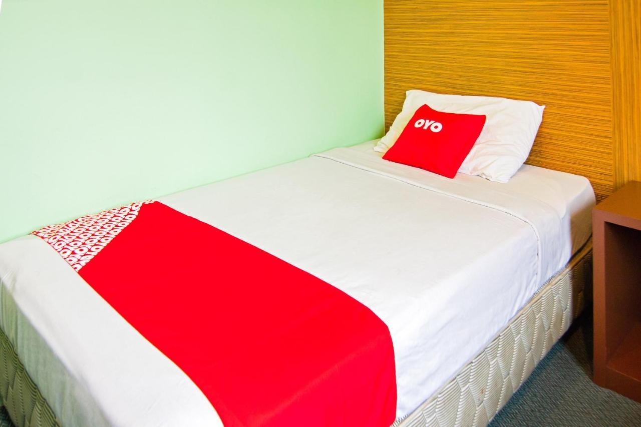 โอโย 89408 รอยัล โฮเต็ล Hotel Keningau ภายนอก รูปภาพ